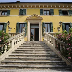 Corte Beatrice Bed & Breakfast